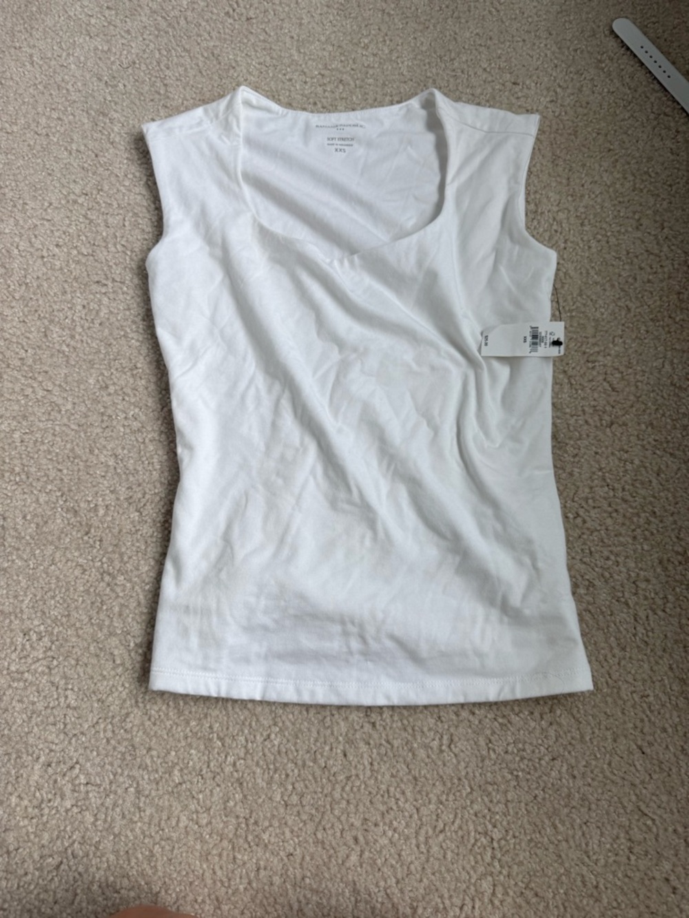 Women's White Scoop Neck Tank Top
